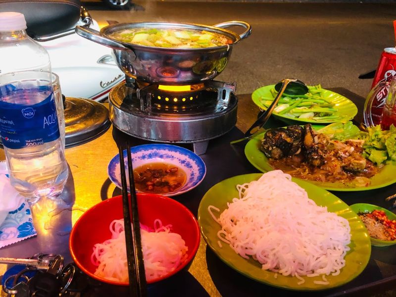 Top 8 places to enjoy delicious frog hot pot for Saigon food lovers 6