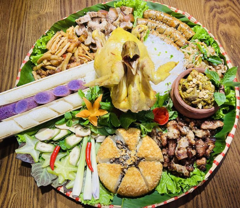 Enjoy Hanoi chicken with top 8 addresses that conquer all diners 4