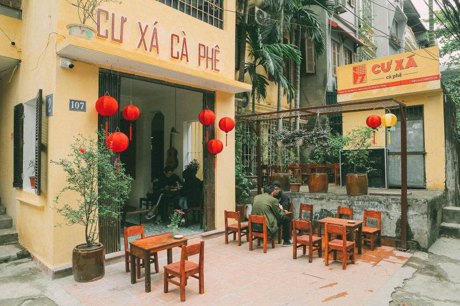 Top coffee shops in Hanoi with amazing virtual views 5
