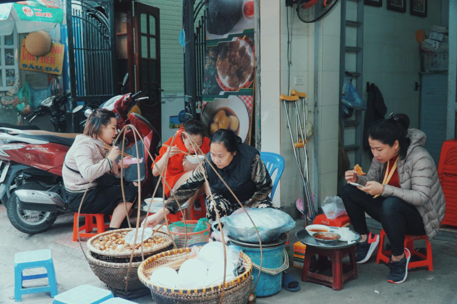 Experience Hanoi's famous Bau cold snail noodle soup 2