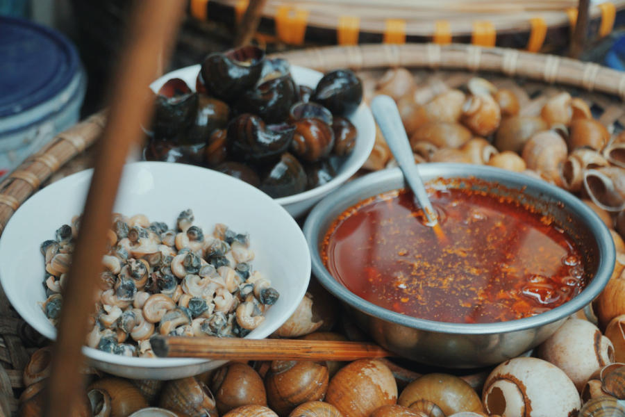 Experience Hanoi's famous Bau cold snail noodle soup 5