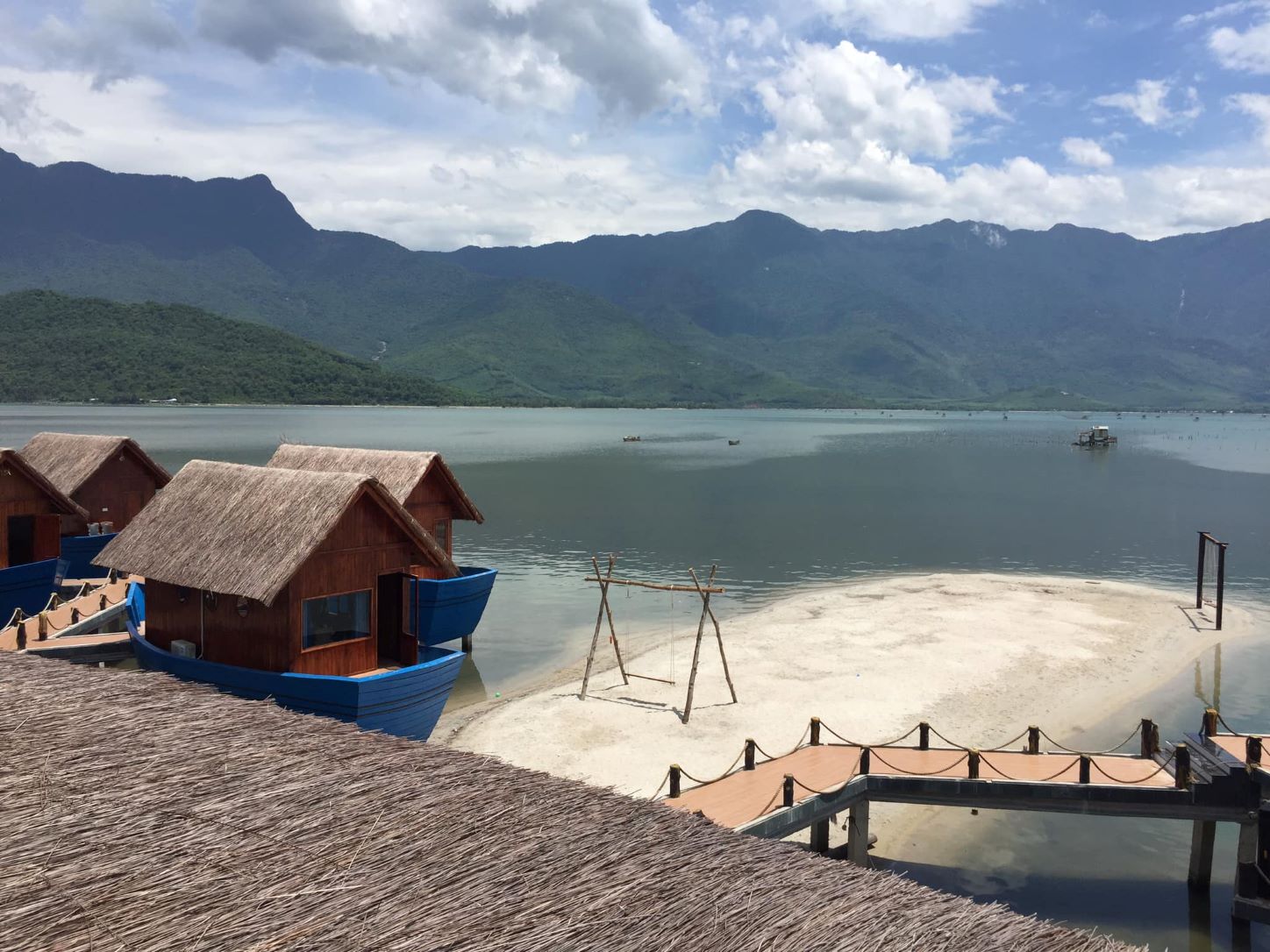 Experience a new culinary space at VietPearl 3 Seafood Restaurant