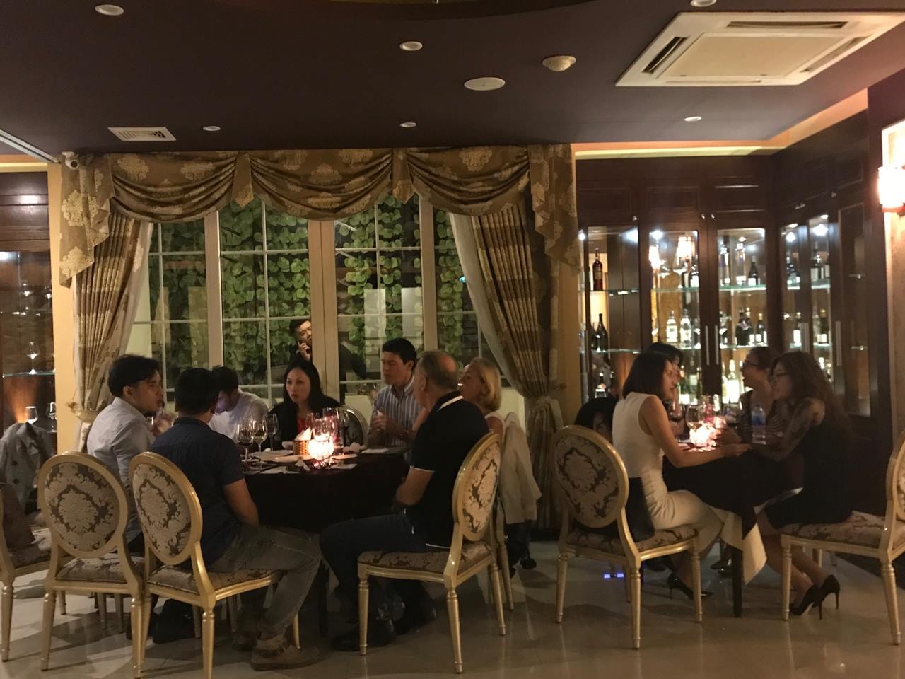 Experience Maison Vie - Extreme French cuisine restaurant in Hanoi 3