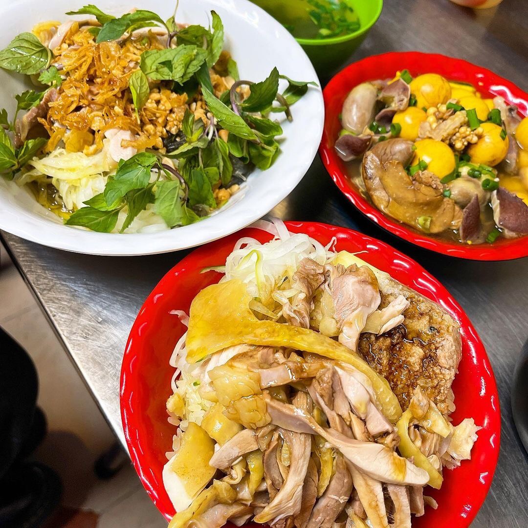 Revel Hanoi with the top 7 top Hanoi mixed Pho restaurants of the top 2