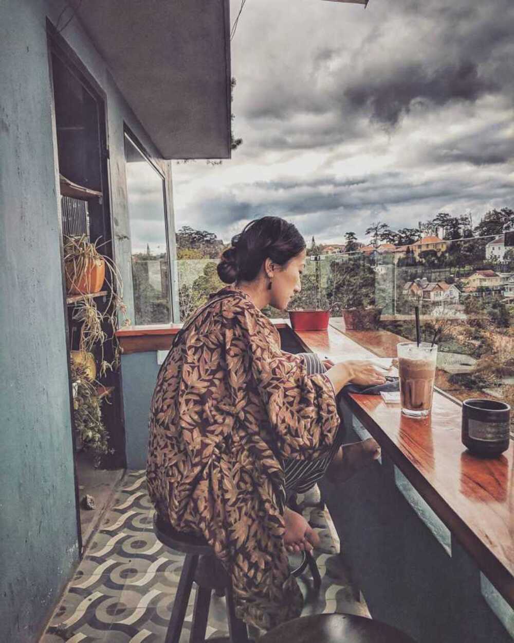 Up Coffee Da Lat - Vintage style attracts young people in Da Lat 16