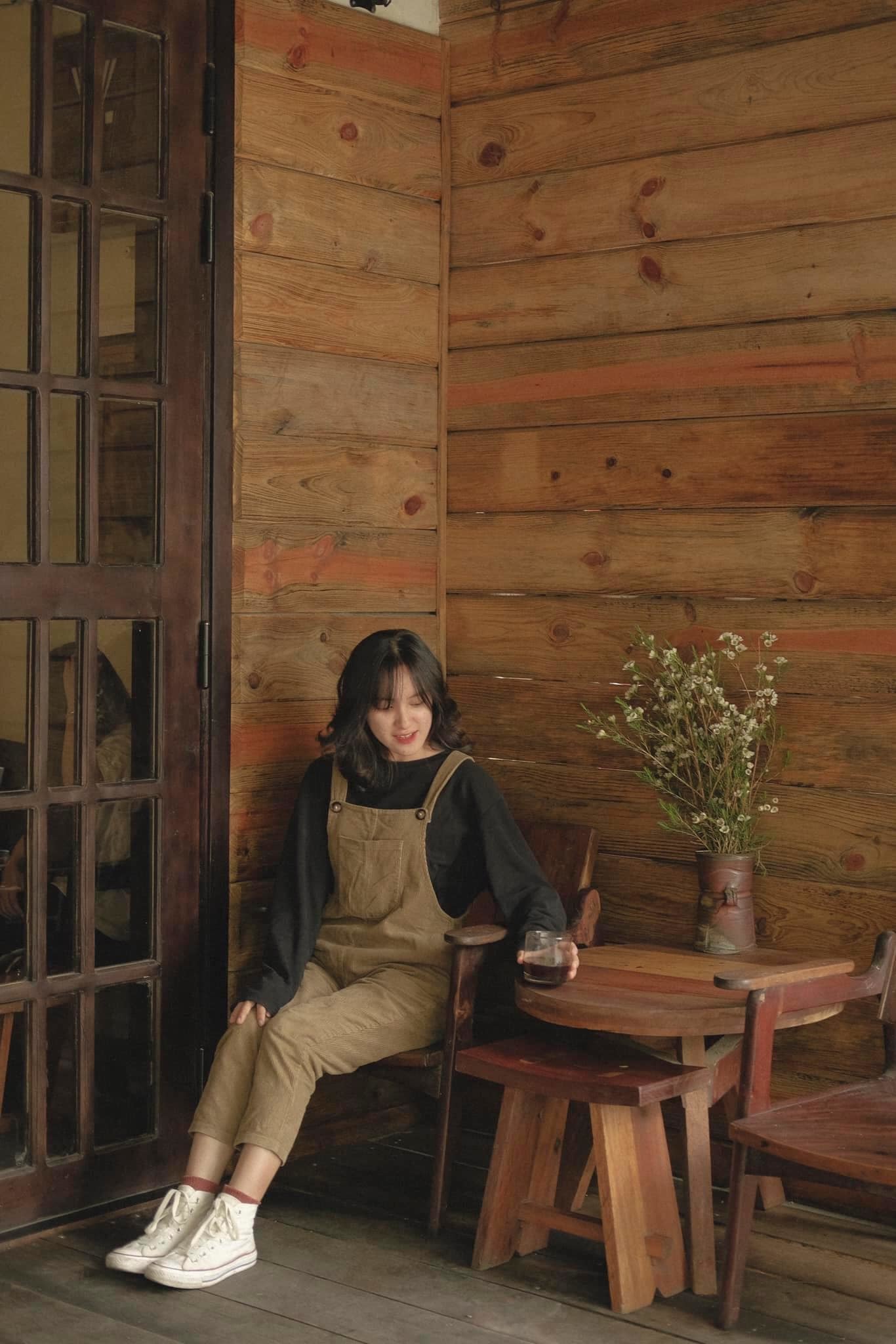 V7 Coffee Da Nang - Finding peace inside a lovely little house 7
