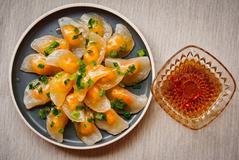 Return to the ancient capital to enjoy Hue tapioca cake with the quintessence of Central cuisine 4