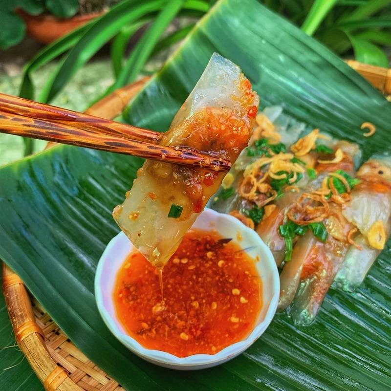 Return to the ancient capital to enjoy Hue tapioca cake with the quintessence of Central cuisine 5