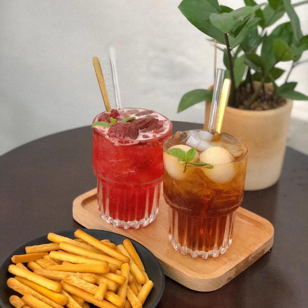 Very pretty check-in location without dead ends - Nha Gao Juice Shop 13