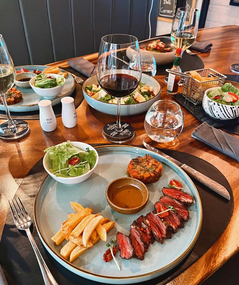Top 10 luxurious and classy dinner restaurants in Hanoi 6
