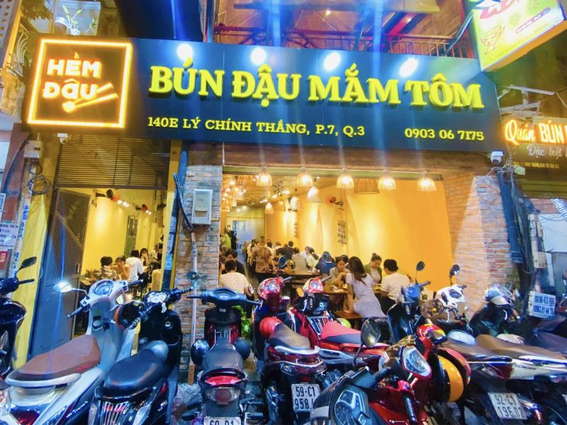 Top 10 delicious vermicelli shops with tofu and shrimp paste for vermicelli fans in Saigon 4