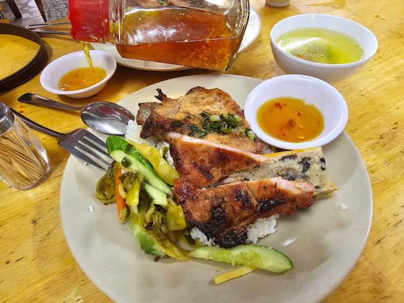 Top 12 restaurants in District 2 that satisfy your passion for culinary exploration 13