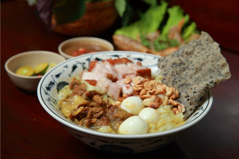 Top 7 Quang noodle shops in Hanoi that are authentically delicious and affordable 8