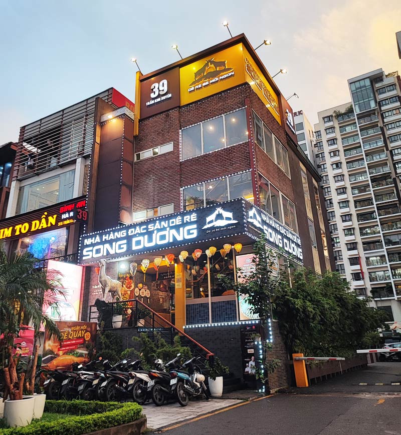 Top 9 Hanoi drinking shops for you to freely hang out with friends 5