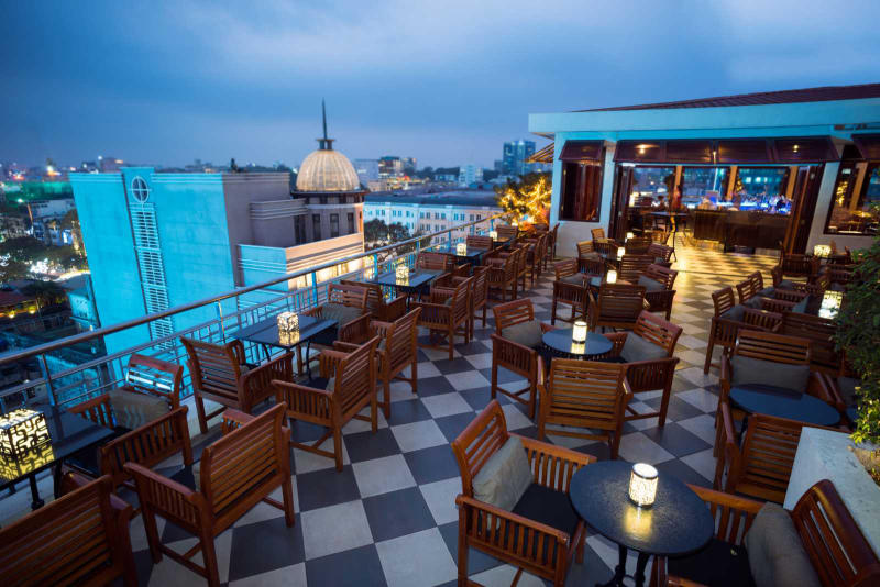 Top 10 Skybar Saigon with beautiful views, extremely chill and romantic 3