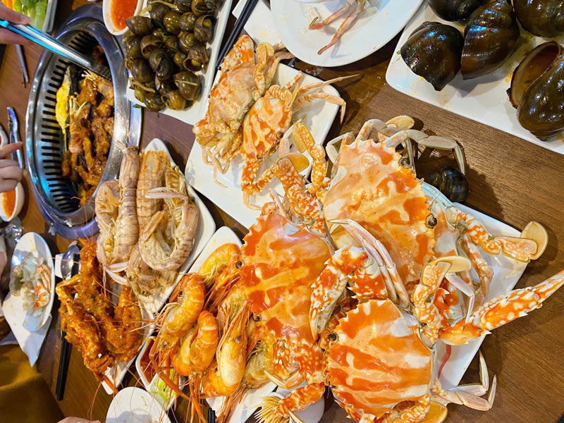 Top seafood buffet restaurants in Hanoi from affordable to luxurious 11