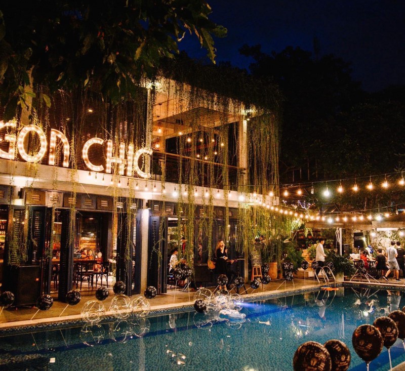 List of garden restaurants with beautiful views and diverse menus in the city. HCM 2