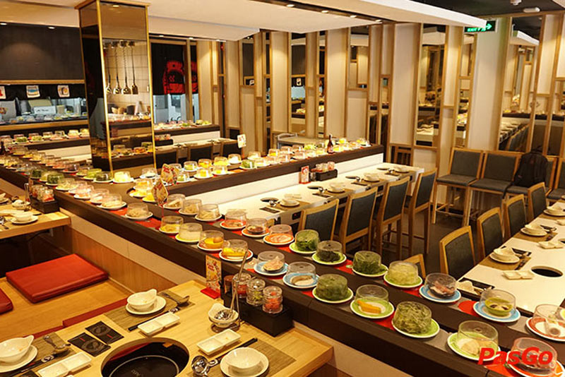 Phan Xich Long Food Street, a dining paradise for young people in Saigon 9