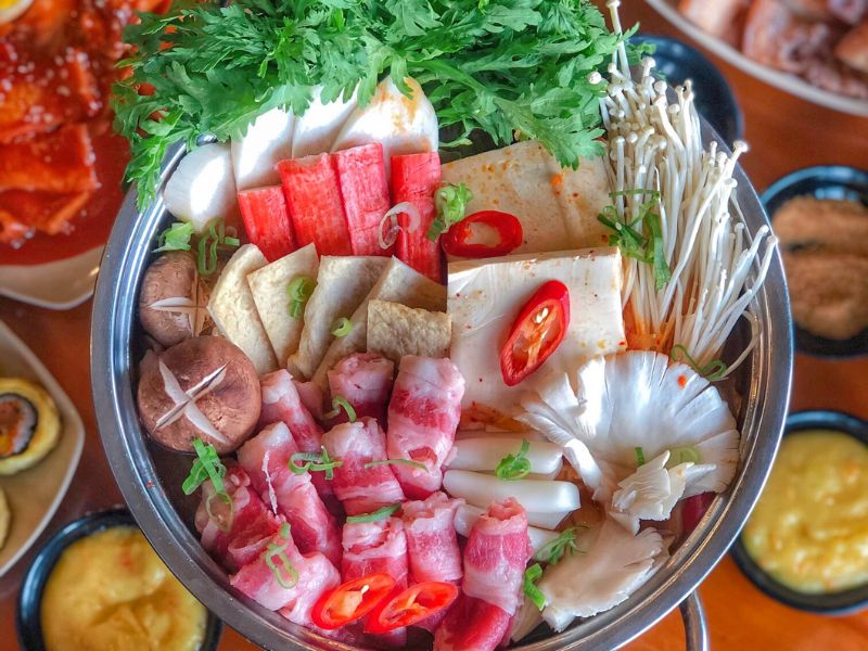 Top 11 famous delicious Korean restaurants in Saigon 6