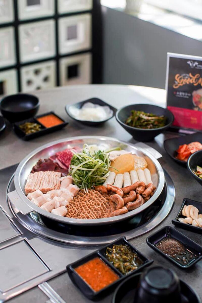 Top 10 Korean BBQ restaurants in District 7 with quality in every piece of meat 6