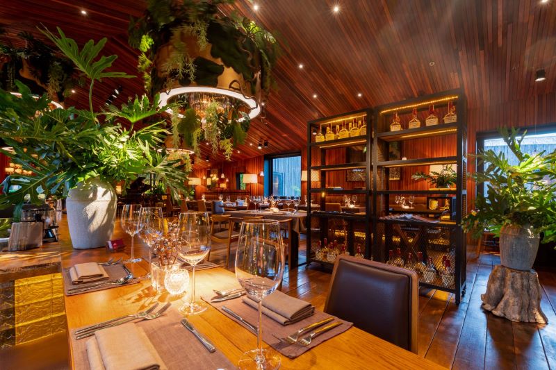 Check out 10 District 1 restaurants with delicious hot dishes 11