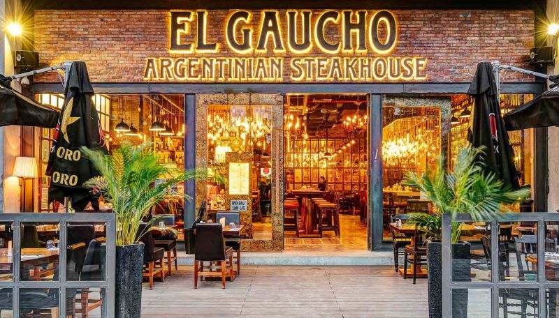 Check out 10 District 1 restaurants with attractive hot dishes 7