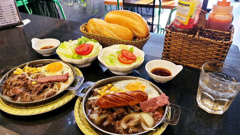 Eat Saigon to the fullest with the top 8 best beefsteak restaurants in District 1 4