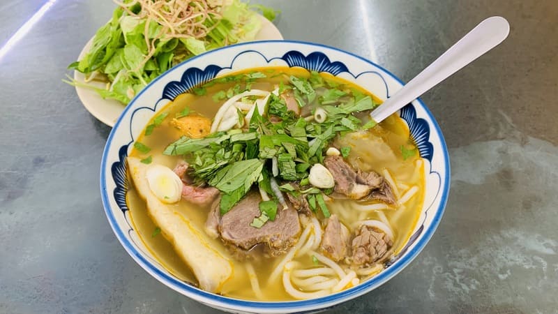 10 famous Go Vap beef noodle shops you should try 2
