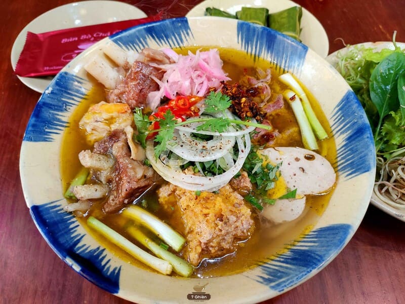 10 famous Go Vap beef noodle shops you should try 5