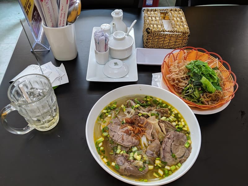 Top famous beef noodle shops in District 4 that you should try 4
