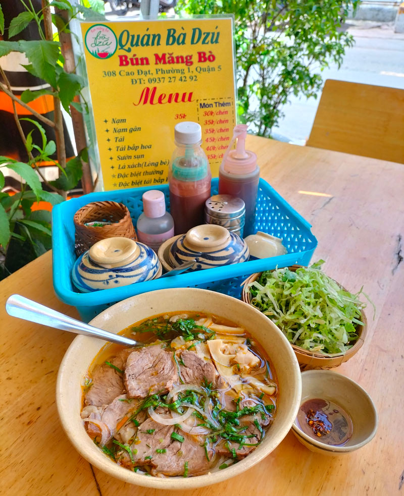 Check out 9 delicious beef noodle shops in District 5 6