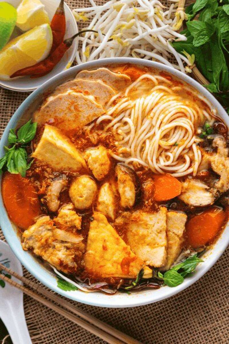 List of 10 famous, delicious and most popular beef noodle shops in Thu Duc 8