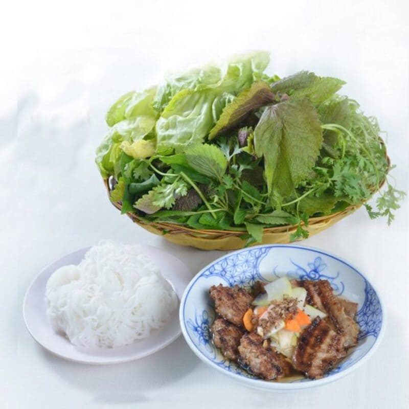 Top 10 Bun Cha restaurants in District 1 with the capital's culinary imprint 8