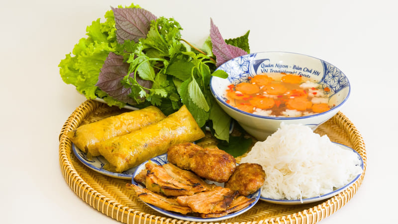 Top 10 Bun Cha restaurants in District 1 with the capital's culinary imprint 10