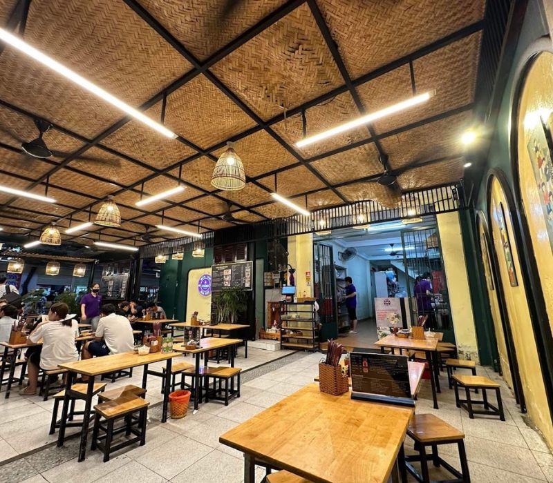 Revealing the top 10 delicious vermicelli with shrimp paste restaurants in District 7 11