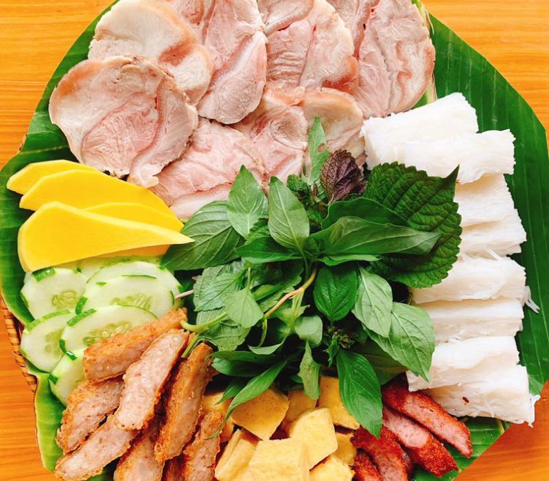 Revealing the top 10 delicious vermicelli with shrimp paste restaurants in District 7 9