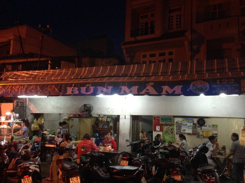 Top 8 Bun Mam restaurants in District 4 with the rich taste of the Mekong Delta in the middle of Saigon 3
