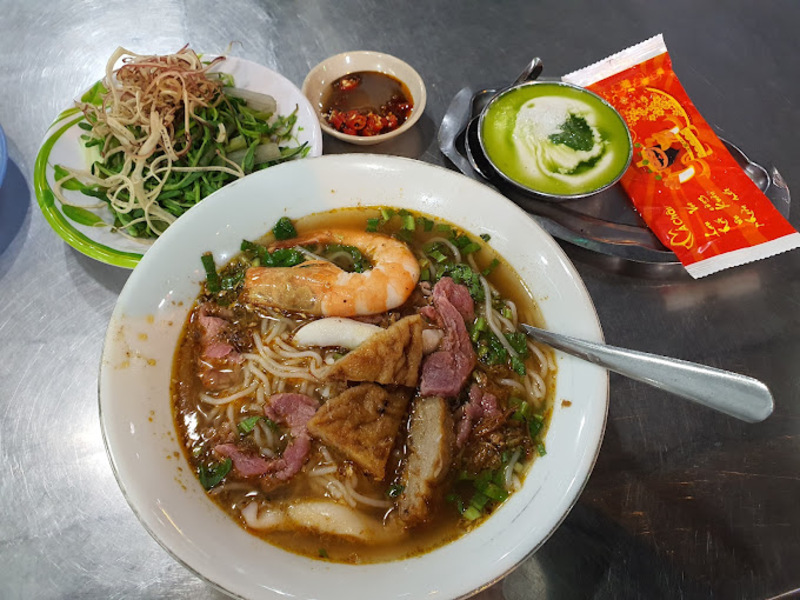Top 8 Bun Mam restaurants in District 4 with the rich taste of the Mekong Delta in the middle of Saigon 4