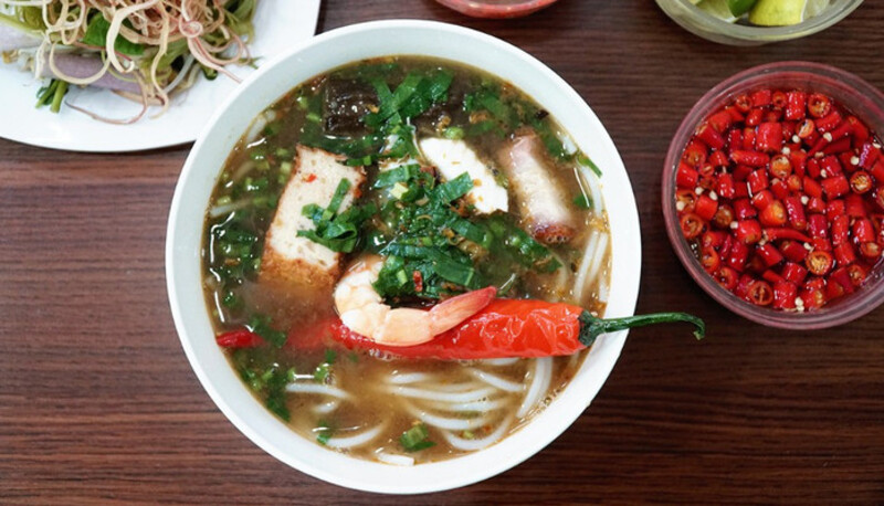 Top 8 Bun Mam restaurants in District 4 with the rich taste of the Mekong Delta in the middle of Saigon 9