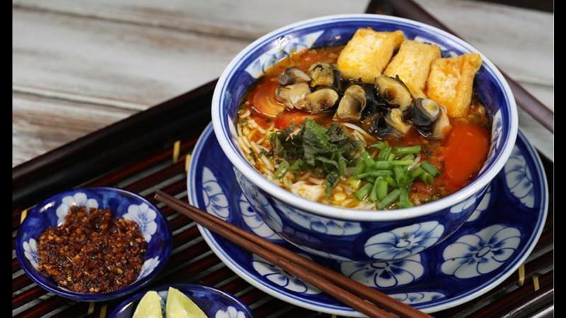Top 14 most famous and delicious vermicelli soup restaurants in Saigon 8