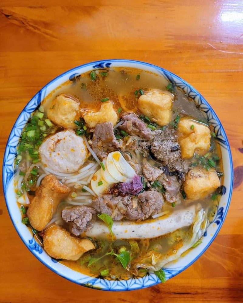 8 famous delicious vermicelli soup shops in District 1 you should not miss 2