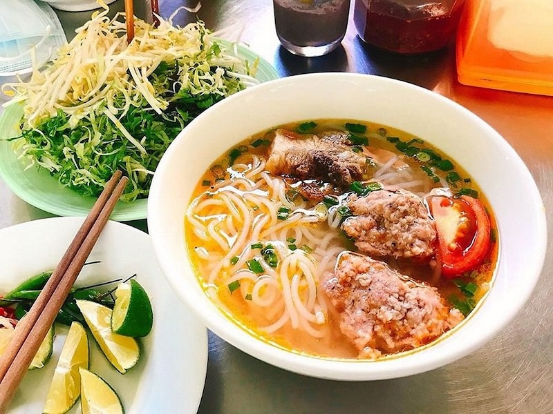 8 famous delicious vermicelli soup shops in District 1 you should not miss 8