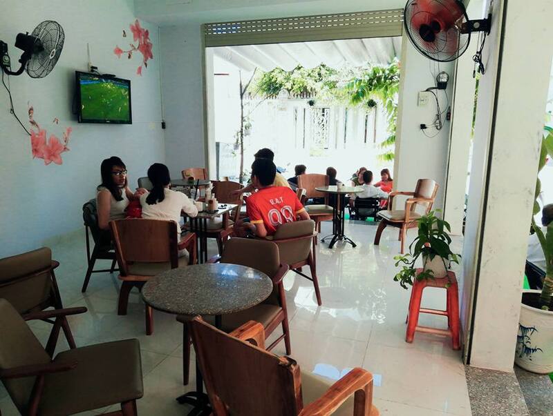 Top 10 football cafes in Binh Tan where to enjoy Euro 5 match