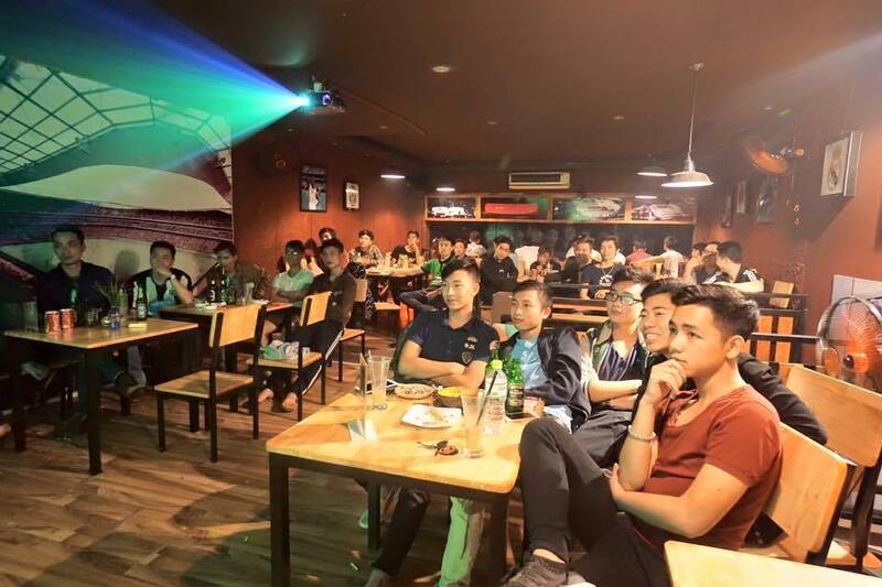 TOP 8 vibrant and ideal football cafes in Hanoi 4