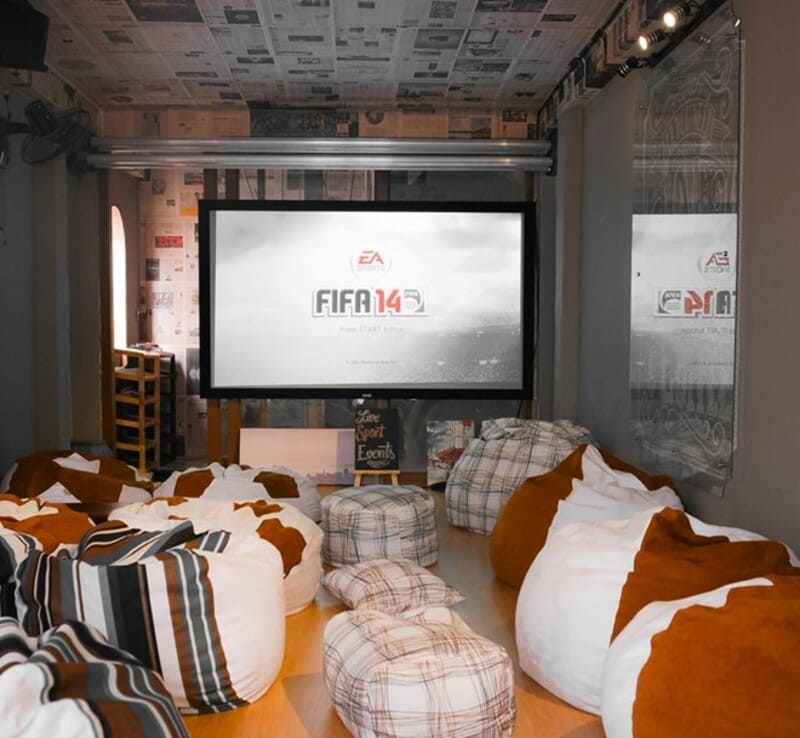 The vibrant world at famous District 1 football cafes 5