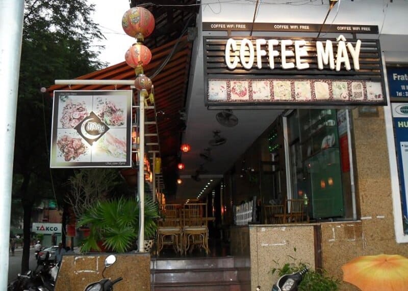 The vibrant world at famous District 1 football cafes 6