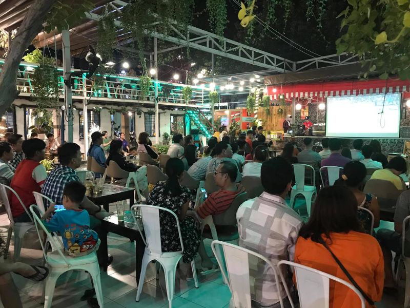 Top 6 football cafes in District 12 to watch top matches 2