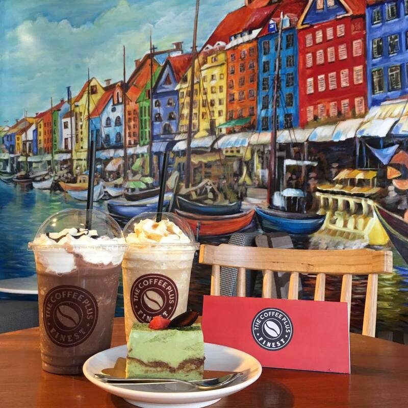 TOP 4 football cafes in District 4 for football fans 4
