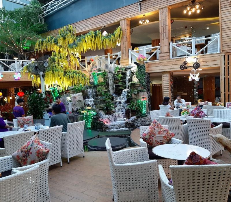 Top 10 football cafes in Tan Phu that you must see and love 3