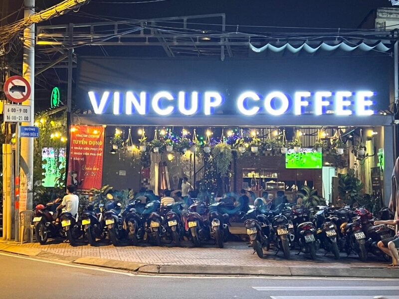 Top 8 Thu Duc football cafes, ideal meeting places for Euro 9 season